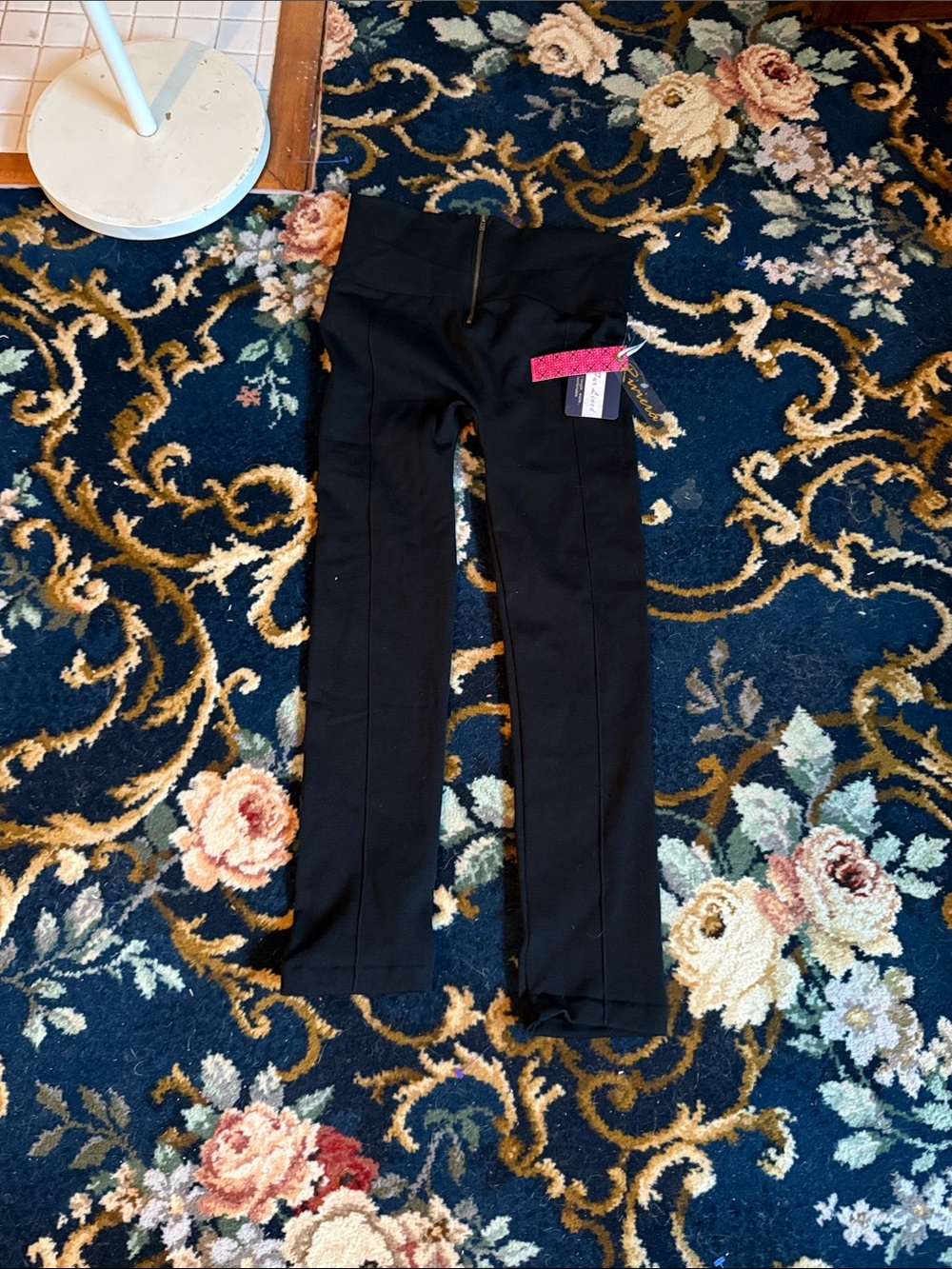 Riviera Zip front leggings with‎ soft “fur” lining- NWT